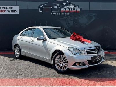 Usata Mercedes C200 Elegance 184 CV (135 kW) 2011 Argento Berlina