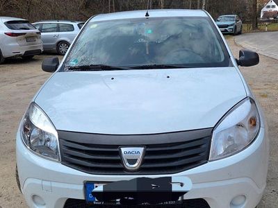 Gebraucht Dacia Sandero Ambiance 75 PS (55 kW) 2009 Weiß Limousine