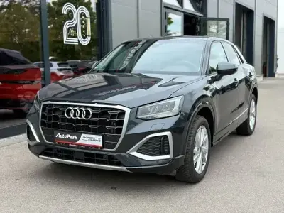 Gebraucht Audi Q2 Sport 150 PS (110 kW) 2025 Grau SUV