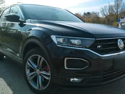 Używany VW T-Roc R-line 150 KM (110 kW) 2020 Czarny SUV