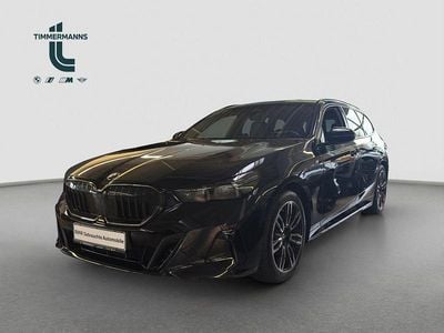 Gebraucht BMW 520 M Sport 197 PS (144 kW) 2025 Schwarz Kombi