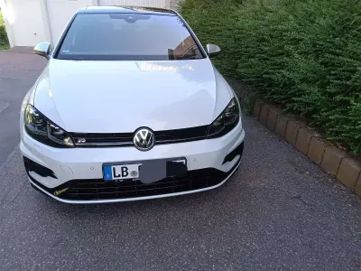 Gebraucht VW Golf VII R 310 PS (228 kW) 2018 Weiß Limousine