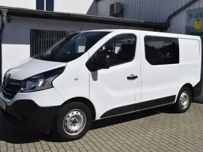 Begagnad Renault Trafic Komfort 420 HK (308 kW) 2021 Vit Minibuss