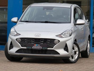 Silber Gebraucht 2020 Hyundai i10 Trend Kleinwagen | 11.990 € (Fairer Preis)