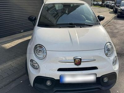 Gebraucht Abarth 595 Turismo 165 PS (121 kW) 2019 Weiß Kleinwagen