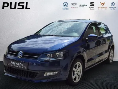 Gebraucht VW Polo Comfortline 90 PS (66 kW) 2013 Blau Kleinwagen