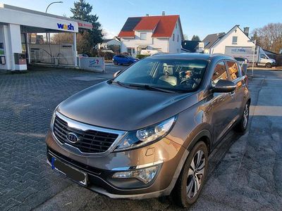 Grau Gebraucht 2012 Kia Sportage SUV | 10.000 € (Etwas zu teuer)