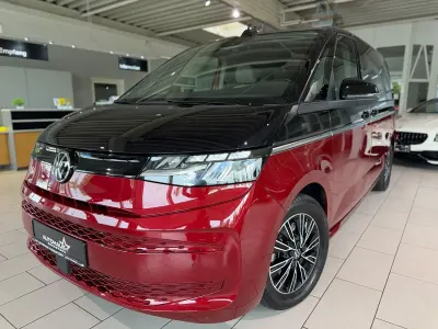Gebraucht VW Multivan 150 PS (110 kW) 2023 Rot Van / Kleinbus