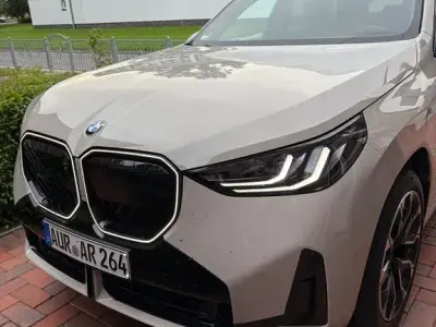 Gebraucht BMW X3 Performance 197 PS (144 kW) 2025 Beige SUV