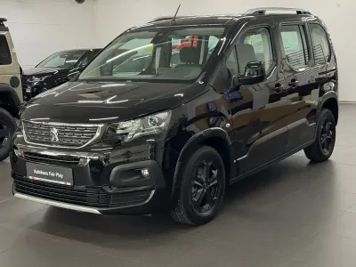 Gebraucht Peugeot Rifter Allure 131 PS (96 kW) 2021 Noir onyx Van / Kleinbus