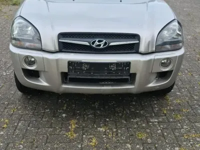Gebraucht Hyundai Tucson 141 PS (103 kW) 2010 Silber SUV
