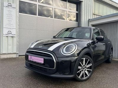 Second-hand Mini Cooper 136 CP (100 kW) 2023 Negru Hatchback