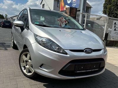 Grau Gebraucht 2010 Ford Fiesta Kleinwagen | 2.800 € (Guter Preis)