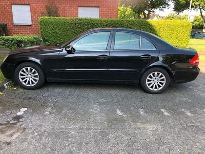 Mercedes E270