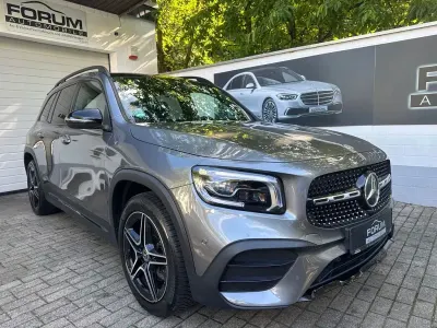 Gebraucht Mercedes GLB200 AMG line 163 PS (119 kW) 2021 Grau SUV