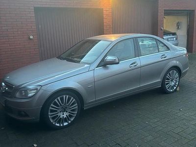 Gebraucht Mercedes C220 177 PS (130 kW) 2007 Beige Limousine