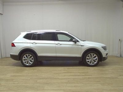 Weiss Gebraucht 2020 VW Tiguan Allspace Highline SUV | 22.780 € (Guter Preis)