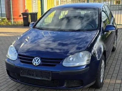 Gebraucht VW Golf V 75 PS (55 kW) 2004 Blau Kleinwagen