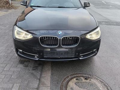Gebraucht BMW 116 Sport Line 136 PS (100 kW) 2012 Schwarz Kleinwagen