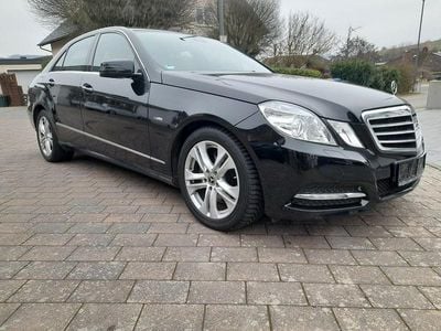 Gebraucht Mercedes E300 231 PS (169 kW) 2010 Schwarz Limousine