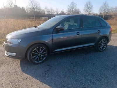 Grau Gebraucht 2015 Skoda Rapid Limousine | 7.500 € (Fairer Preis)