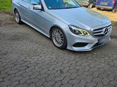 Usata Mercedes E200 AMG 136 CV (100 kW) 2013 Argento Station wagon