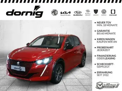 Occasion Peugeot e-208 Allure 100 kW (136 PK) 2022 Rood Hatchback