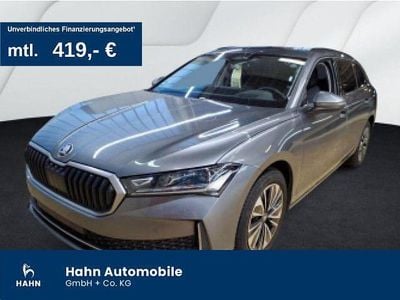 Grau Gebraucht 2025 Skoda Superb Selection Kombi | 35.930 € (Superpreis)