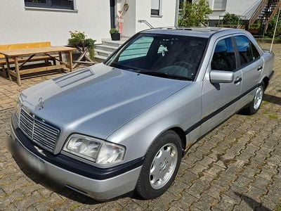 Mercedes C180