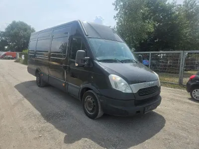 Gebraucht Iveco Daily 126 PS (92 kW) 2014 Weiß Limousine