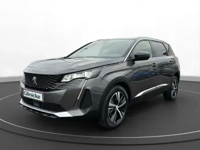 Gebraucht Peugeot 5008 GT 136 PS (100 kW) 2024 Lackierung platiniumgrau/meta SUV