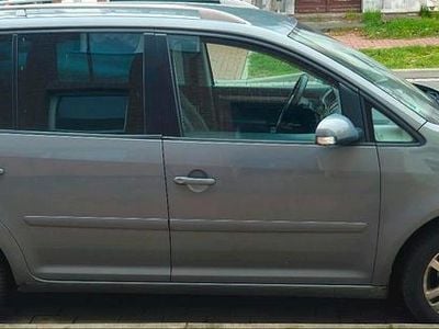 Gebraucht VW Touran 140 PS (102 kW) 2006 Silber Van / Kleinbus