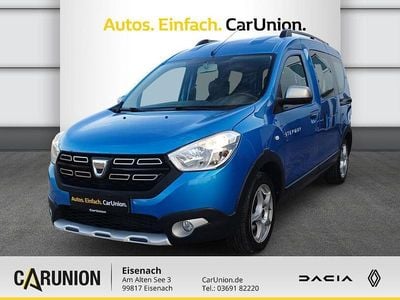 Gebraucht Dacia Dokker Celebration 116 PS (85 kW) 2017 Adriablau metallic Van / Kleinbus