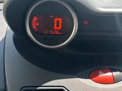 Gebraucht Renault Twingo 58 PS (42 kW) 2009 Weiß Kleinwagen