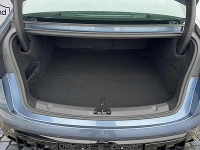 Neu BYD Seal Comfort 169 kW (231 PS) 2026 Grau Limousine