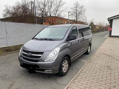 Gebraucht Hyundai H-1 170 PS (125 kW) 2011 Grau Van / Kleinbus