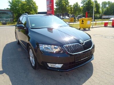 Gebraucht Skoda Octavia Elegance 150 PS (110 kW) 2014 Schwarz Kombi