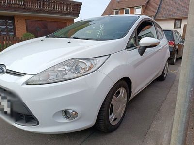 gebraucht Ford Fiesta 1,4 Titanium top gepflegt