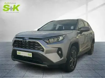 Usata Toyota RAV4 Hybrid Team 218 CV (160 kW) 2023 Argento SUV