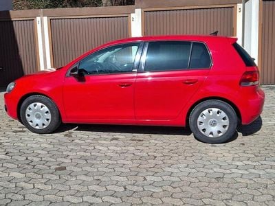 Gebraucht VW Golf VII Style 105 PS (77 kW) 2012 Rot Limousine