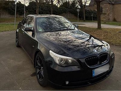 Gebraucht BMW 523 177 PS (130 kW) 2007 Schwarz Limousine
