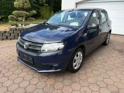 Gebraucht Dacia Sandero Ambiance 75 PS (55 kW) 2014 Blau Limousine
