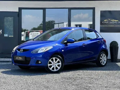 Gebraucht Mazda 2 Independence 103 PS (75 kW) 2009 Blau Kleinwagen