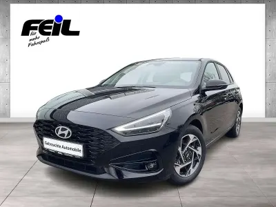 Gebraucht Hyundai i30 116 PS (85 kW) 2026 Abyss black Limousine