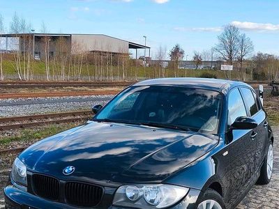 Usata BMW 120 140 CV (102 kW) 2009 Nero Utilitaria