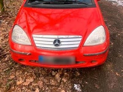 Usata Mercedes A160 102 CV (75 kW) 1999 Rosso Utilitaria