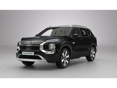 Gebraucht Mitsubishi Outlander P-HEV Top 306 PS (225 kW) 2022 Andere farbe SUV