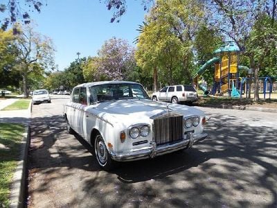 Weiß Gebraucht 1971 Rolls Royce Silver Shadow Limousine | 10.000 €