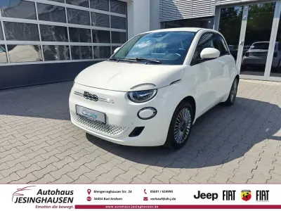Gebraucht Fiat 500e 86 kW (118 PS) 2024 Arktis weiß Kleinwagen