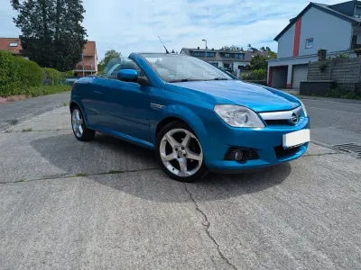 Gebraucht Opel Tigra Edition 125 PS (91 kW) 2007 Blau Cabrio